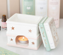 Load image into Gallery viewer, Story book wax burner